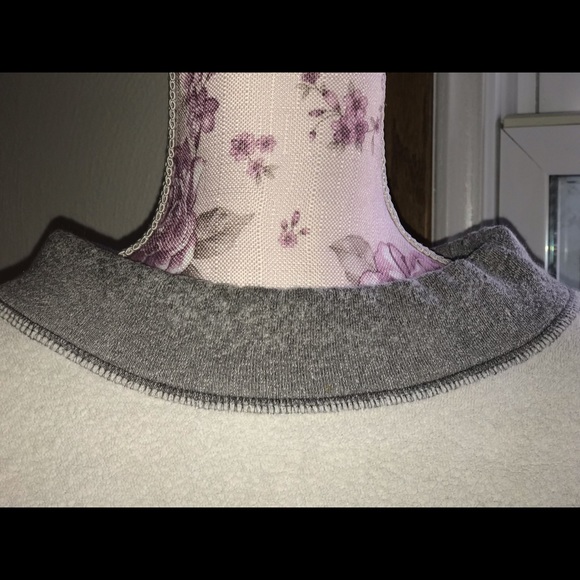 VINTAGE Oversized Reebok Sweatshirt - Picture 3 of 5